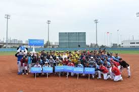 联赛18轮完赛：贡萨洛-加西亚帽子戏法，皇马5-1大胜贝蒂斯；索罗斯破门，马竞客平皇社