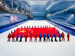 什么是“剥削性打法”？面对一个永远不弃牌的对手，你该如何调整？（剥削性打法解读：如何调整以对抗永不弃牌的对手？）