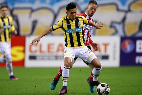 杯半决赛中 杯半决赛中