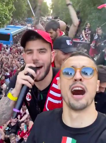 骑三轮车行 骑三轮车行